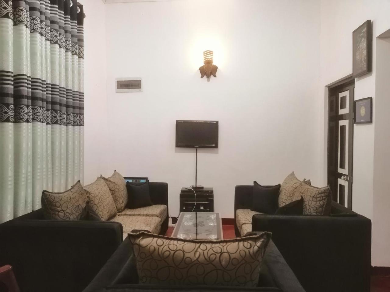 Sigiriya Lahiru Homestay Exterior photo